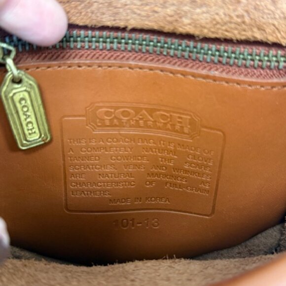 vintage coach Megan crossbody bag .Rare in color #101-13 - Picture 5 of 6